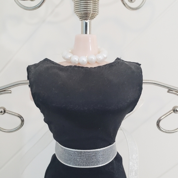 Mannequin Jewelry Holder Tree - Picture 4 of 5